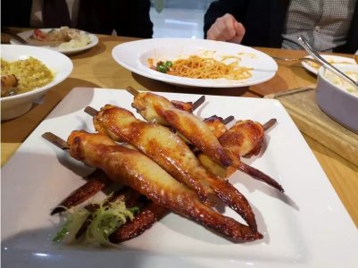 10年前，靠差异化在西餐厅中成功突围职业餐饮网就对这家餐企的创始人俞杭宁