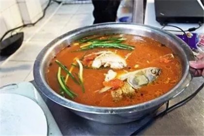 贵州一绝——酸汤鱼6大制作关键解密！酸汤的种类有很多种，若以汤的浓度和